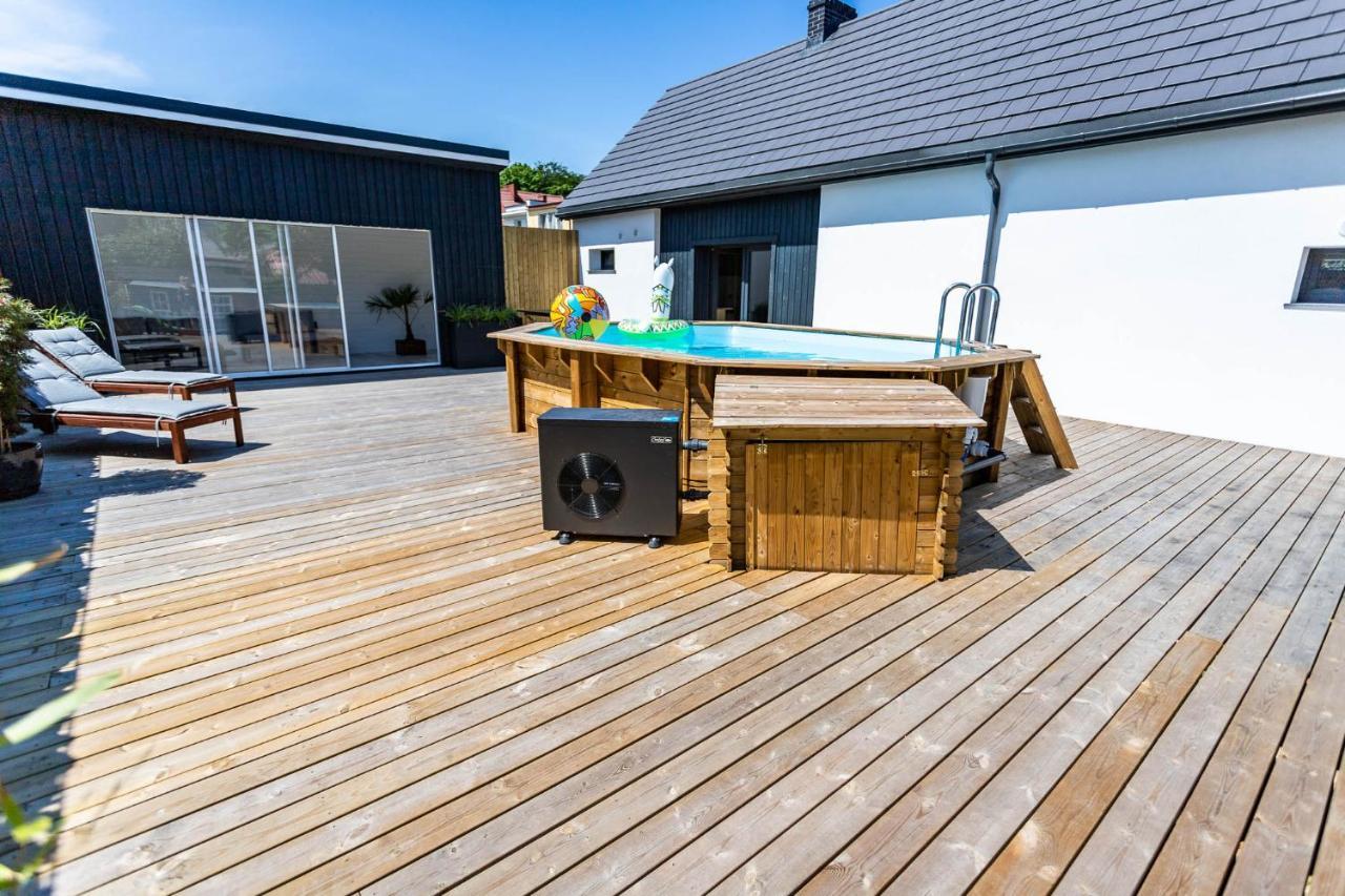 Trzy Rybki - Belona Dom Z Basenem I Jacuzzi Vila Puck Exterior foto