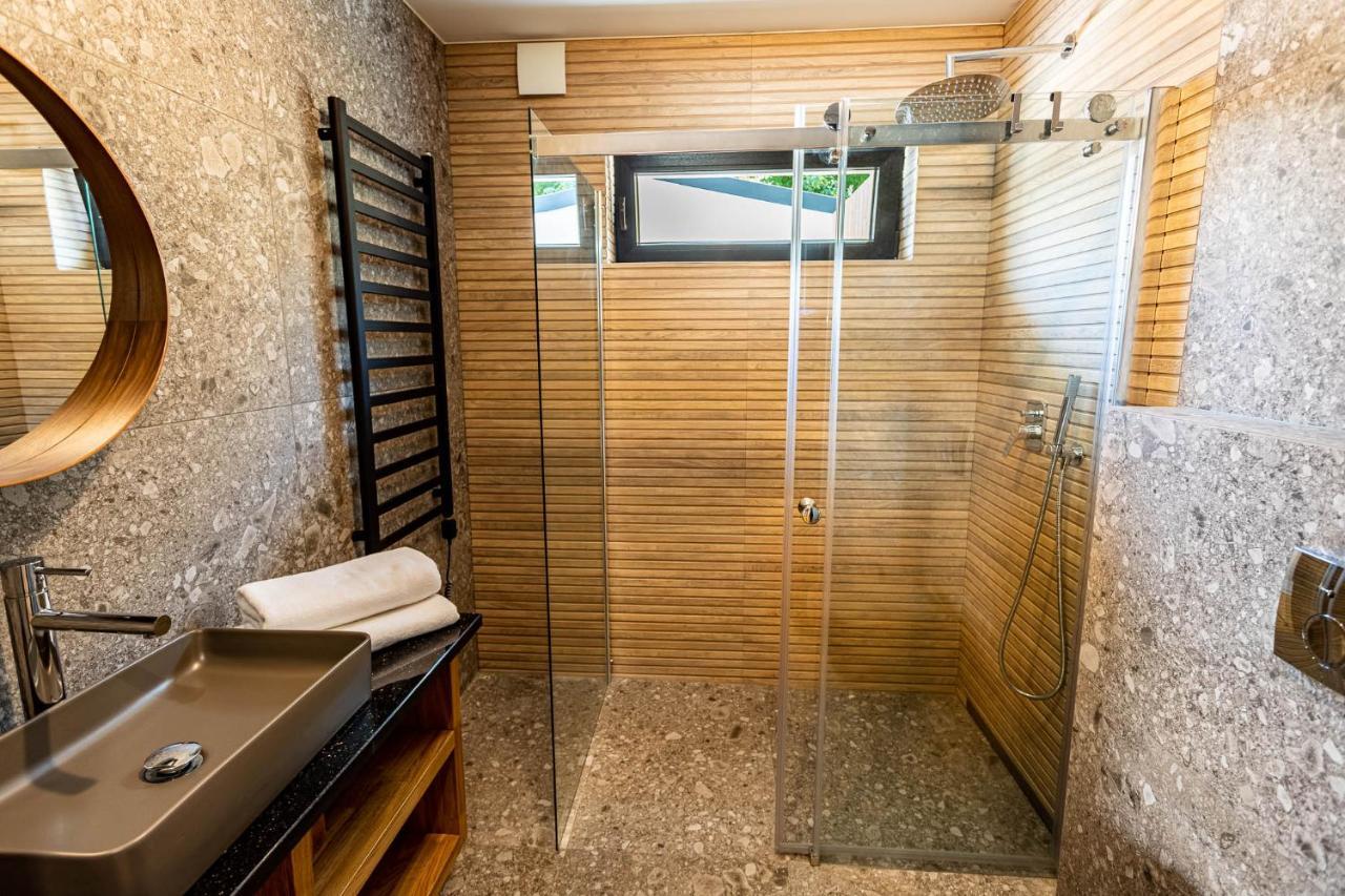 Trzy Rybki - Belona Dom Z Basenem I Jacuzzi Vila Puck Exterior foto