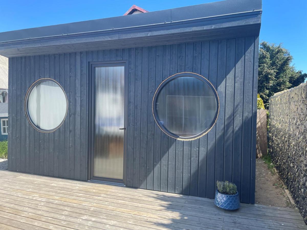 Trzy Rybki - Belona Dom Z Basenem I Jacuzzi Vila Puck Exterior foto